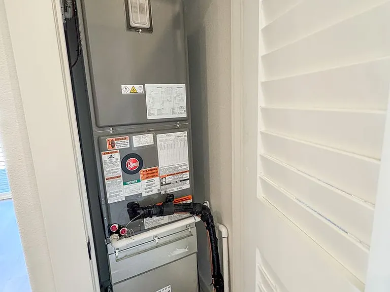 981 Covey Run Rd #203 — Photo 12