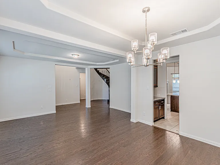 3316 Hickory Ln — Photo 7
