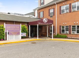 565 Albany Ave, Amityville, NY 11701