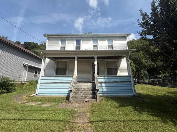 4713 National Road, Triadelphia, WV 26059