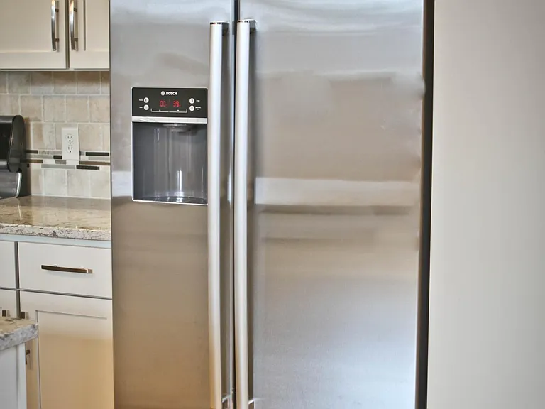 221 E King St #2 — Photo 13