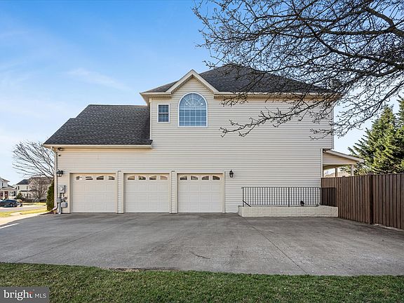 5th image of 107 Perryville Ct