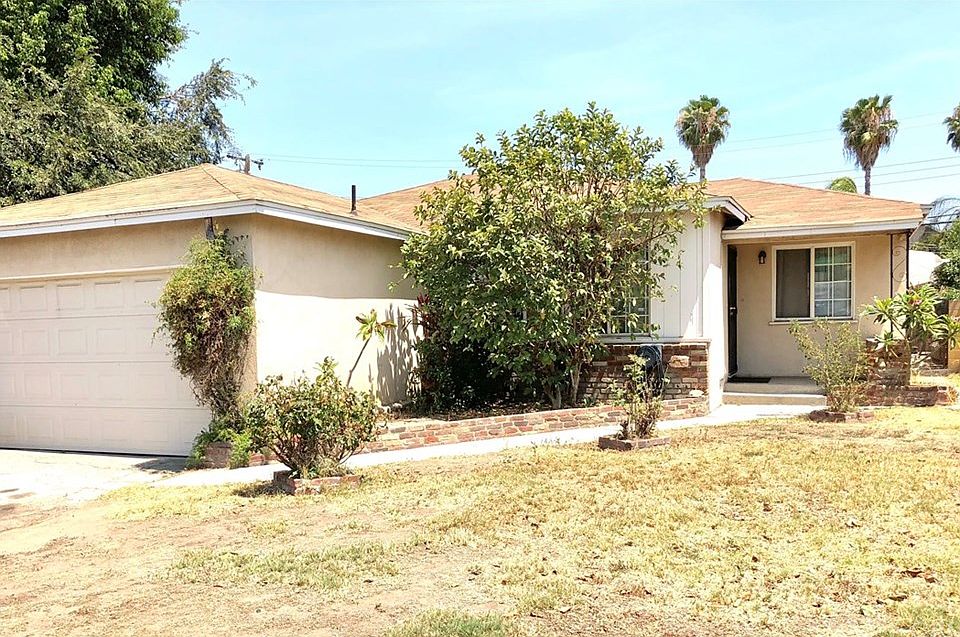 1st image of 328 Sandia Ave