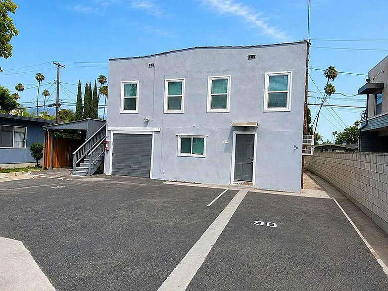 88 S Allen Ave — Photo 36