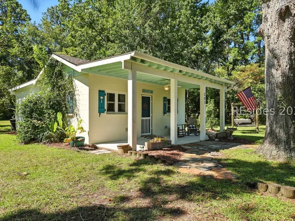 207 Goethe Hill Rd, Beaufort, SC 29906