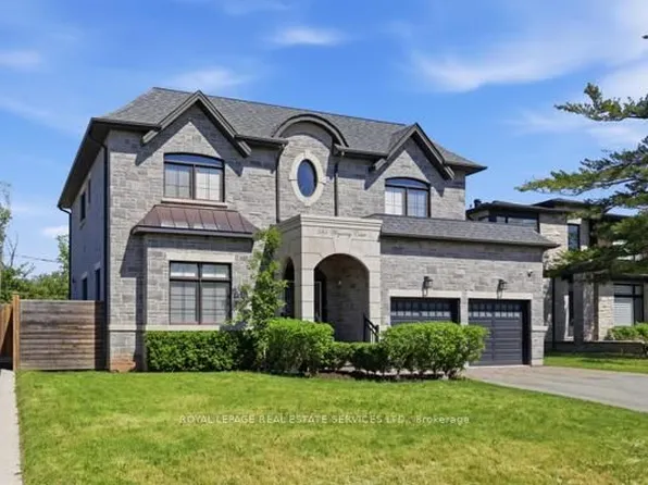 584 Weynway Ct, Oakville, ON L6L 4G7