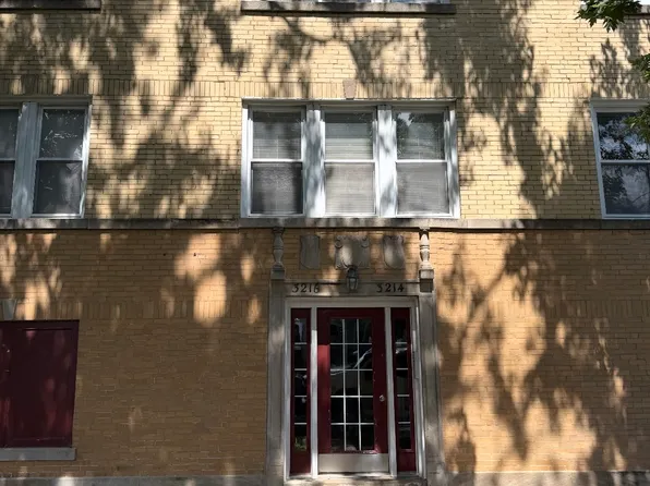 3216 W Berteau Ave #1, Chicago, IL 60618