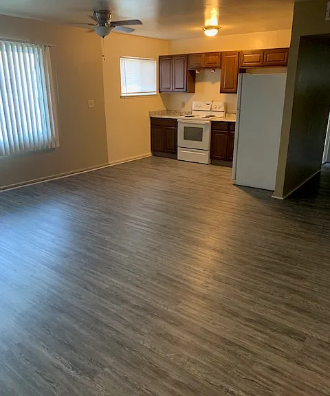 Frederick Avenue Apartments — Photo 12
