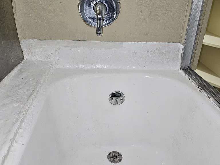 6453 Roble Ave — Photo 16