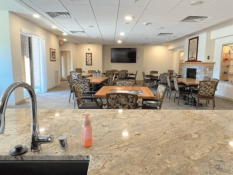 The Madisonian Senior Apartments — Photo 38