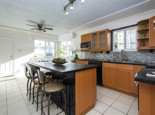 950 Nanaimo St, Vancouver, BC V5L 4S9