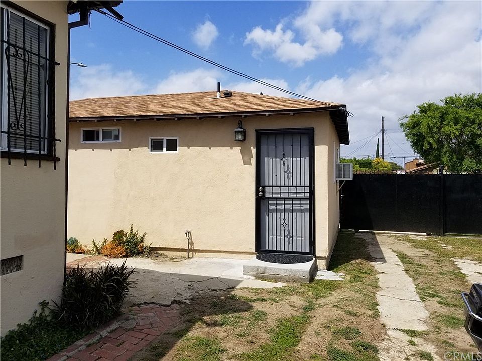 1st image of 9400 S Denker Ave