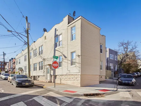 17 Myrtle Avenue image 1 of 21