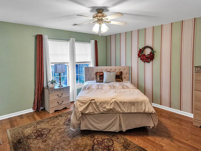 265 Okehampton Dr — Photo 15