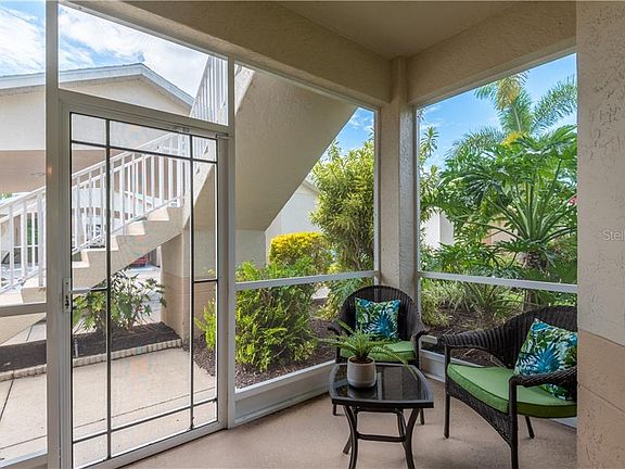 3rd image of 1001 Auburn Lakes Cir #1
