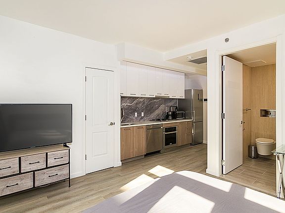5th image of 111 Mulberry St #6A