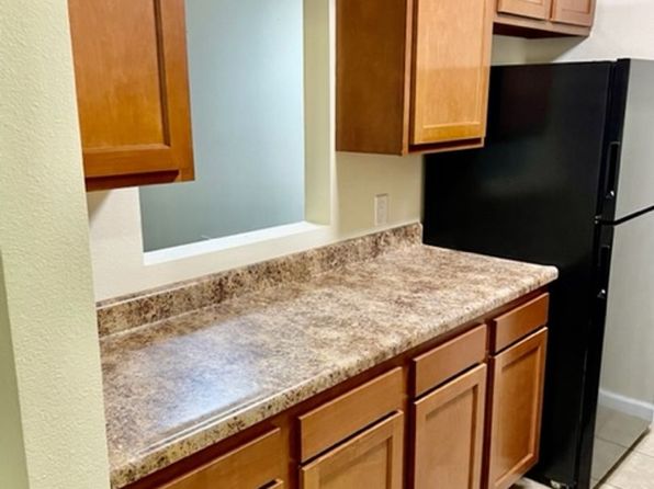 424 S Monroe St APT 203