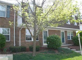 6245 Beechfield Dr, Lansing, MI 48911