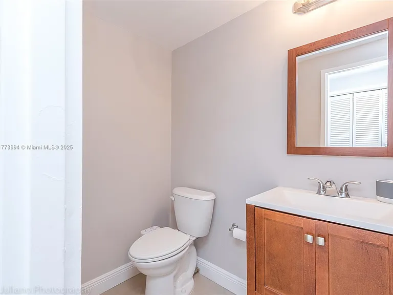3505 S Ocean Dr #504 — Photo 29