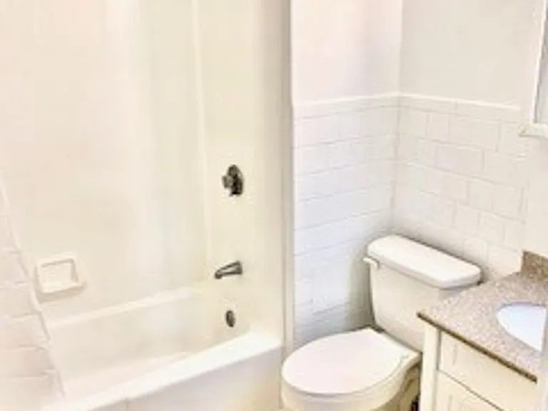 15 Park St #21 — Photo 6
