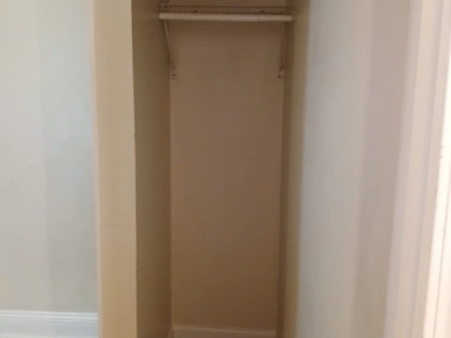 Studio, $625 — Photo 2