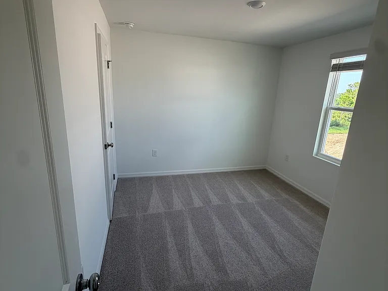 6511 Equinox Ln N — Photo 25