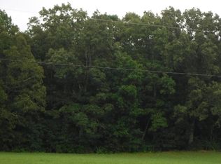 W Green Hill Rd, Smithville, TN 37166