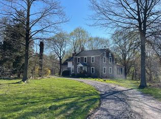 649 Sweetbriar Rd, Perkasie, PA 18944