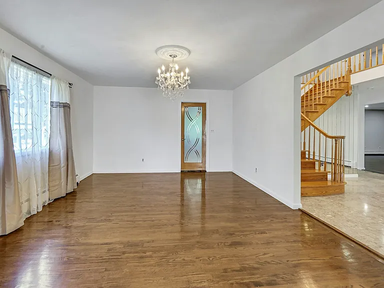 268 Center St — Photo 6