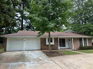 9 Desoto Cir, Texarkana, TX 75503