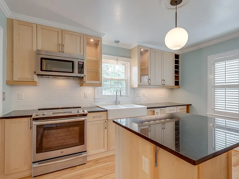 115 Cureton St — Photo 14
