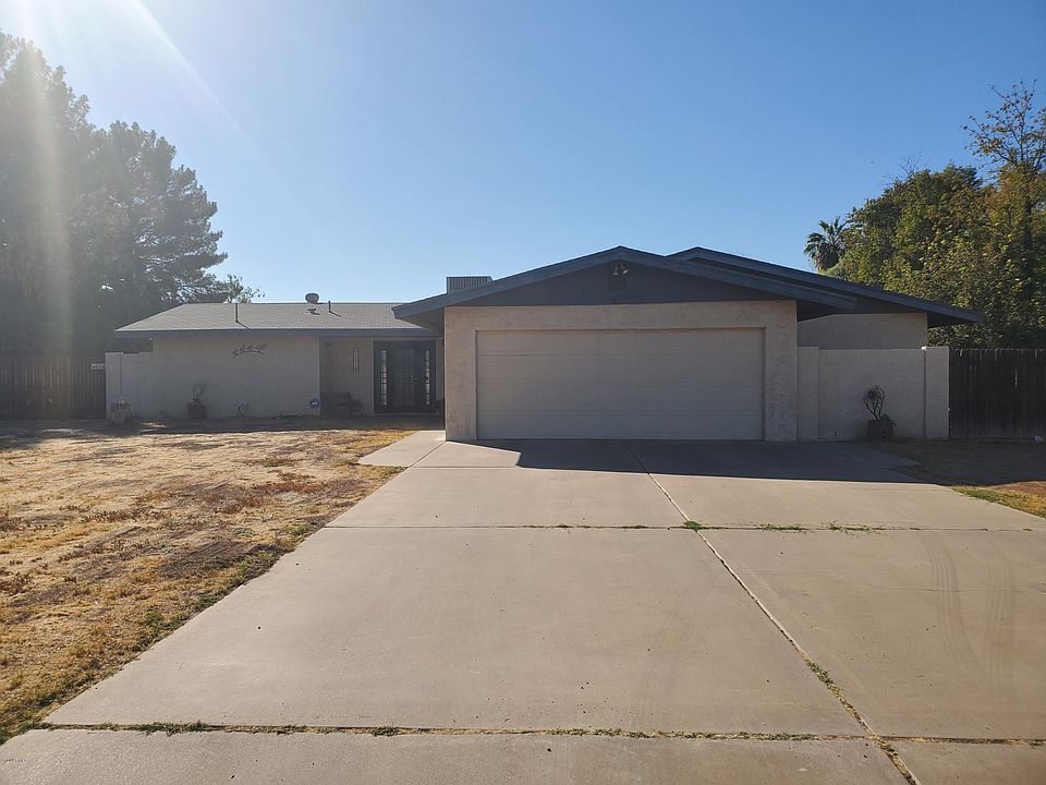 1st image of 6832 S 66th Ave