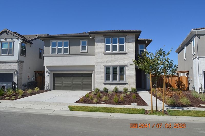 1st image of 228 W Volta St