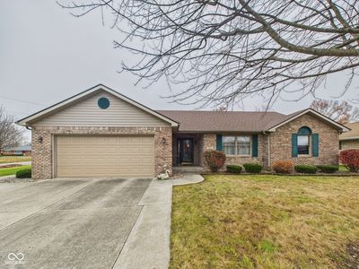 211 Orchard Ln, Alexandria, IN, 46001