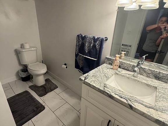 3rd image of 1961 Haven Ln