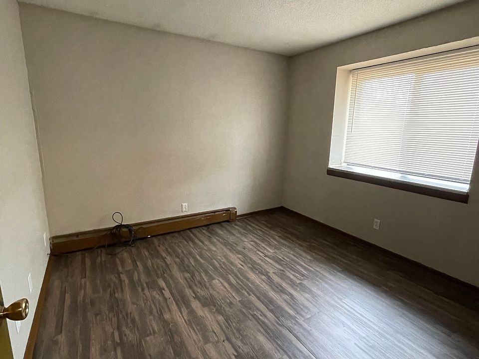 1st image of 306 Cook Ave E #202