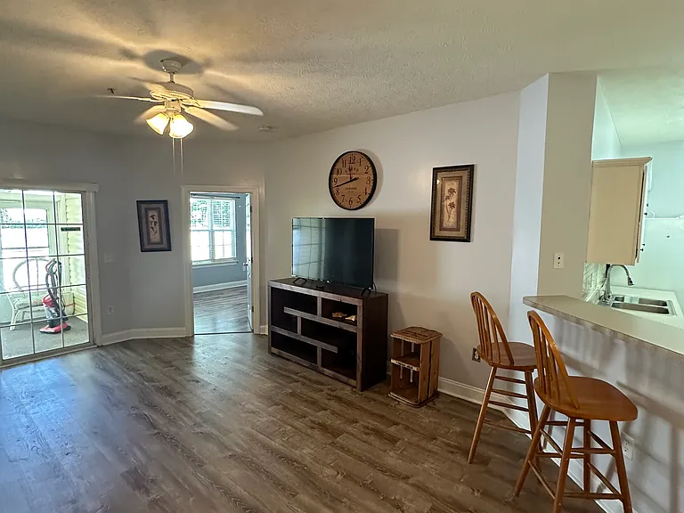 119 Fountain Pointe Ln #103 — Photo 17