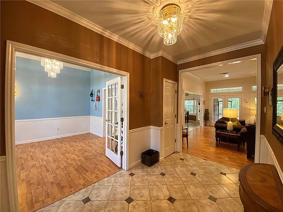 3rd image of 3933 Oriole Ct