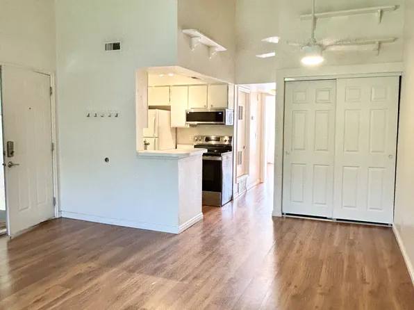 7335 S Springcrest Ct, Midvale, UT 84047