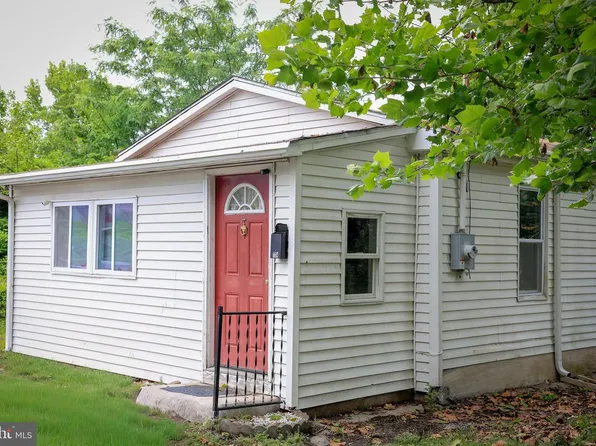 114 Deming Ave, Penns Grove, NJ 08069