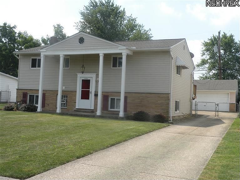 1st image of 16083 Southway Dr