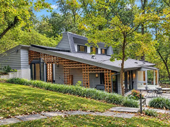 12100 Seven Hills Ln, Clifton, VA 20124