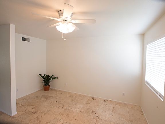 3rd image of 1010 W Cornell Dr