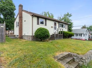 18 Hinston Rd, Weymouth, MA 02189