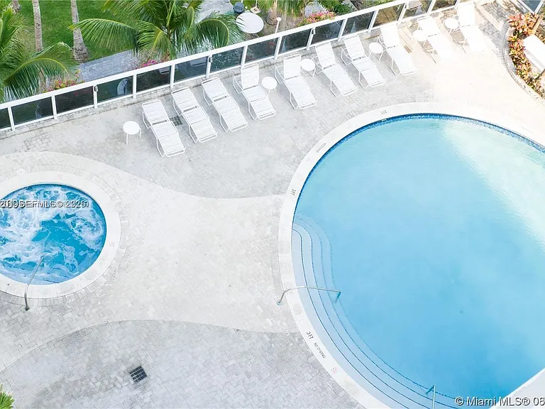 6301 Collins Ave #1206 — Photo 13