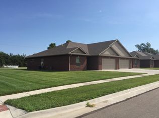 2908 Westminster Dr, Hutchinson, KS 67502