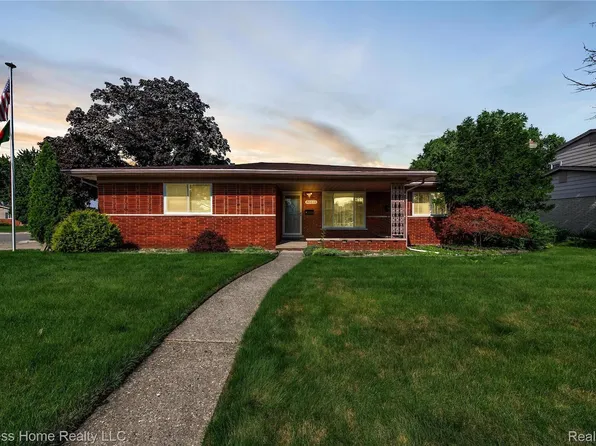30011 Blancke Dr, Warren, MI 48093