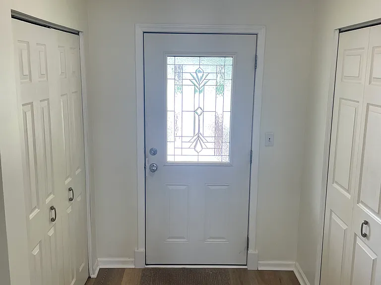2414 Cranewood Dr — Photo 5