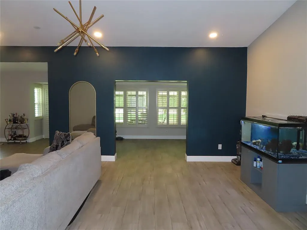 3 bed, 2.0 bath, 1544 sqft, $2,500 — Photo 3