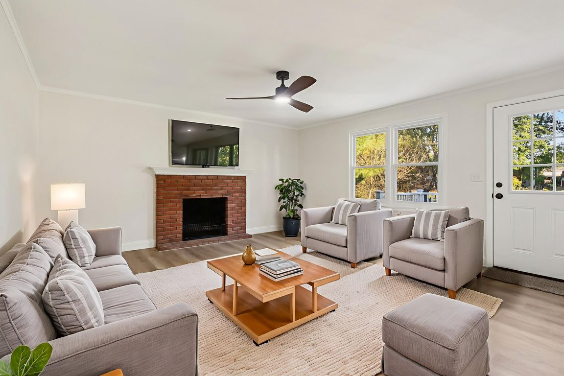 next background image